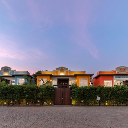 Downtown Resorts Nh8 Dhāruhera Buitenkant foto